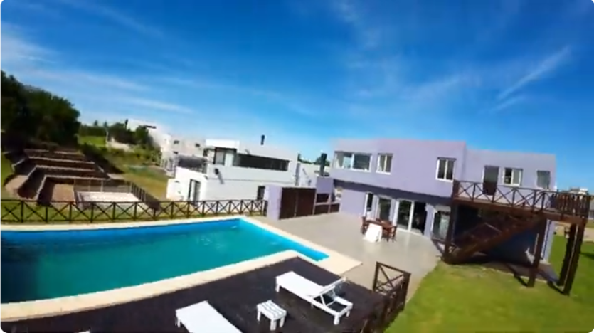 Casa en venta en Costa Esmeralda – Barrio Deportivo 1